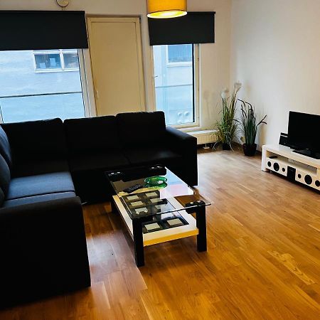 Foorum Apartments With Sauna # Balcony-Contactless Check-In Tallinn Bagian luar foto