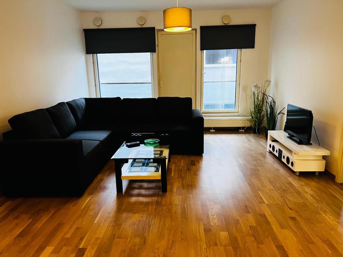 Foorum Apartments With Sauna # Balcony-Contactless Check-In Tallinn Bagian luar foto